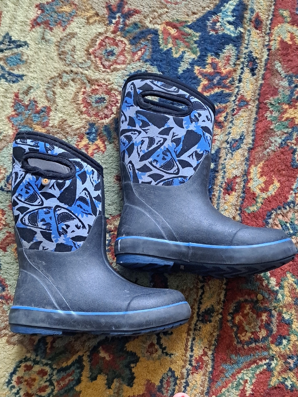 Bogs Kids Black and Blue Shark-Print Waterproof Boots